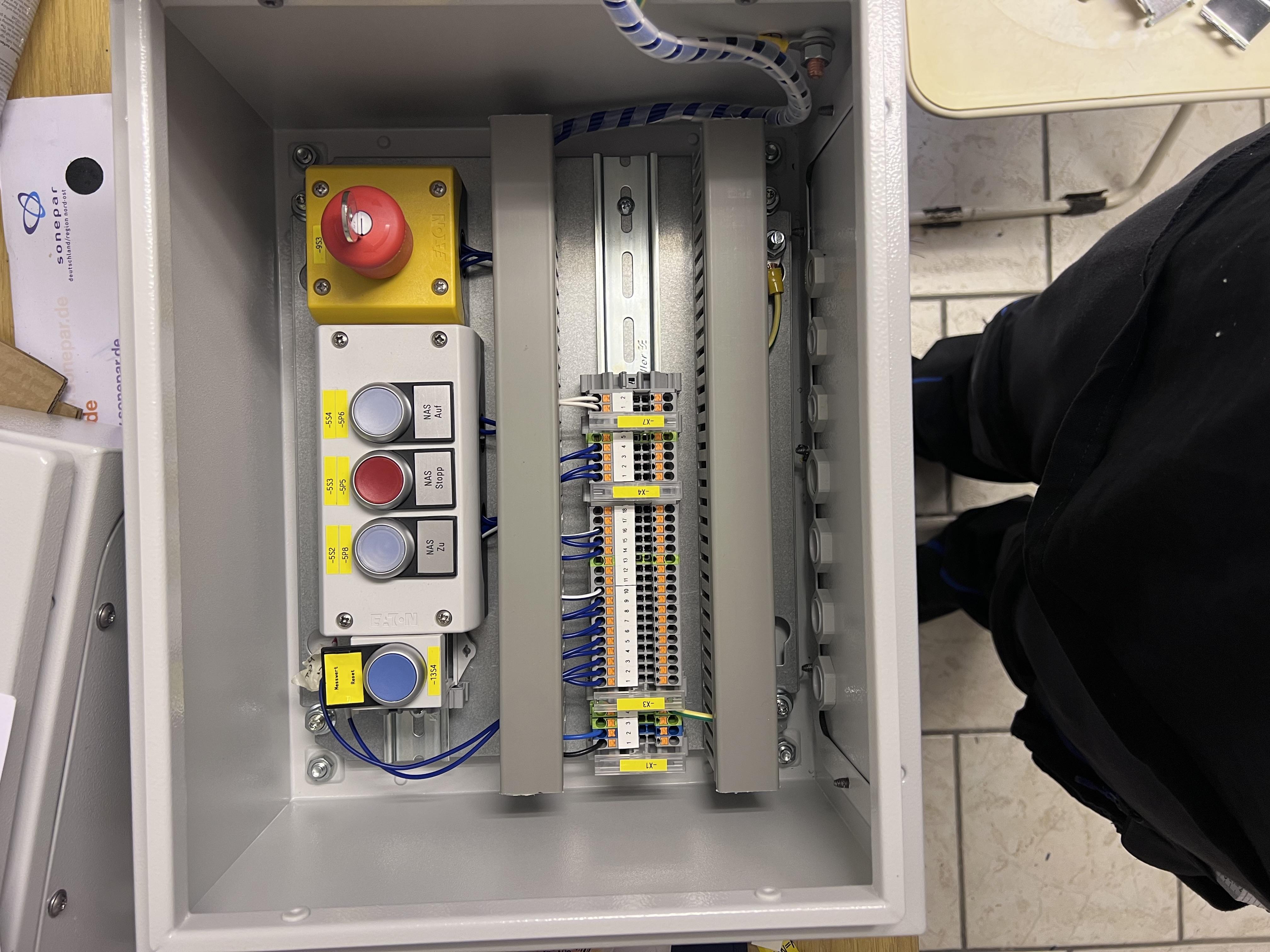 ⚙️ Bau eines Steuerschaltschranks in Hameln